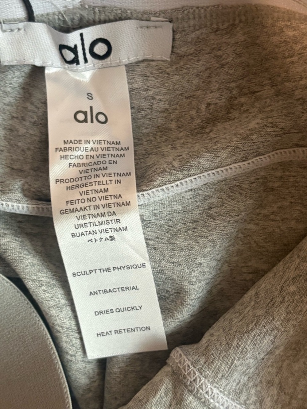 ALO Yoga Gray & White Leggings & Sports Bra Set - Picture 4 of 4